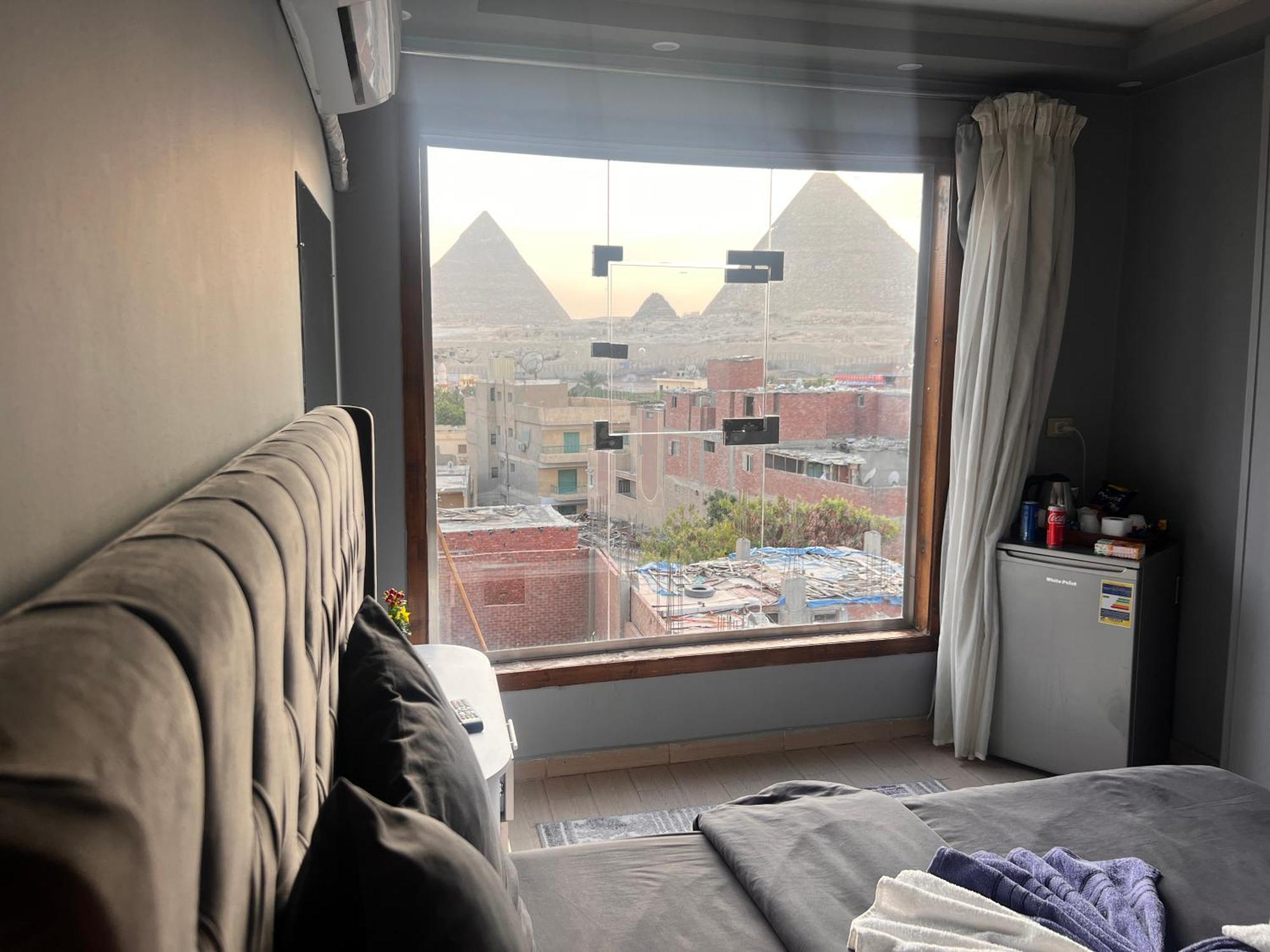 Pyramids Hotel Il Cairo